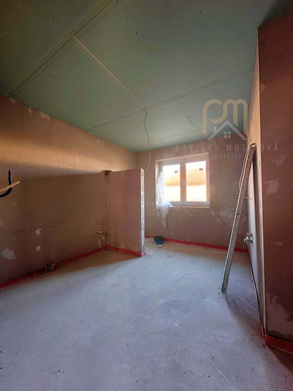 Novostavba rodinného domu 4+1, 134 m2, zahrada 490m2