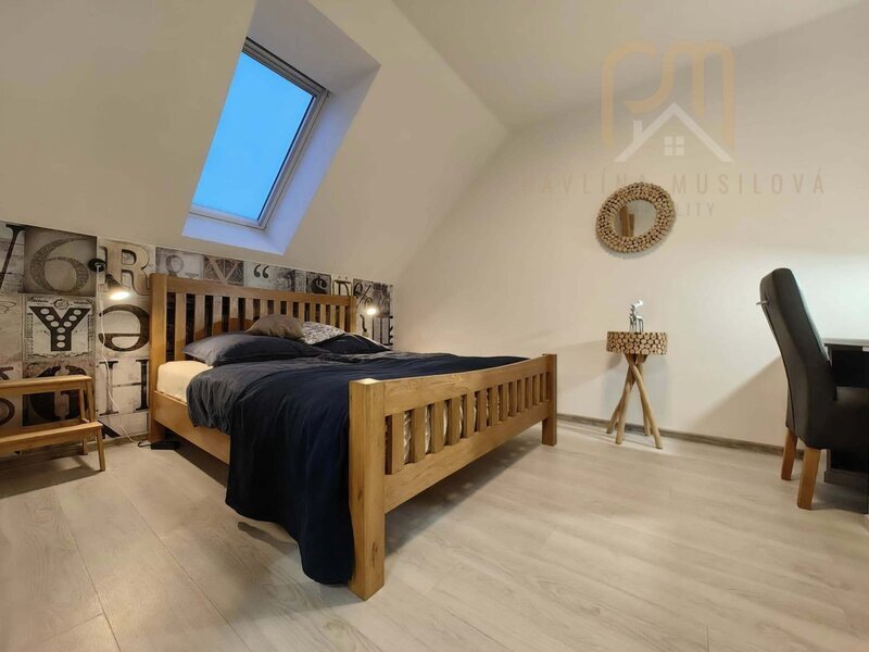 Apartmán 3+ kk v OV o rozloze 74 m2 s terasou 6,4m2 a výhledem na jezero Lipno