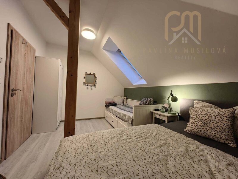Apartmán 3+ kk v OV o rozloze 74 m2 s terasou 6,4m2 a výhledem na jezero Lipno