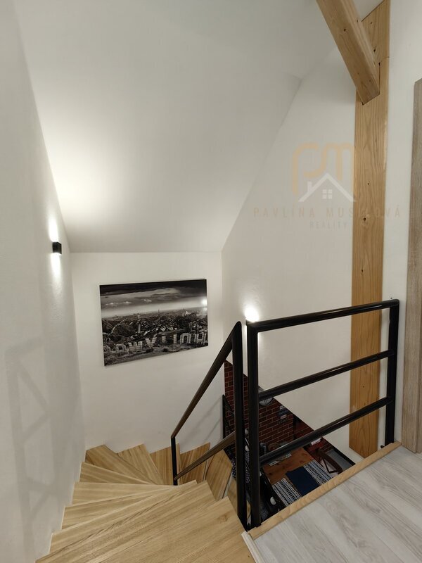 Apartmán 3+ kk v OV o rozloze 74 m2 s terasou 6,4m2 a výhledem na jezero Lipno