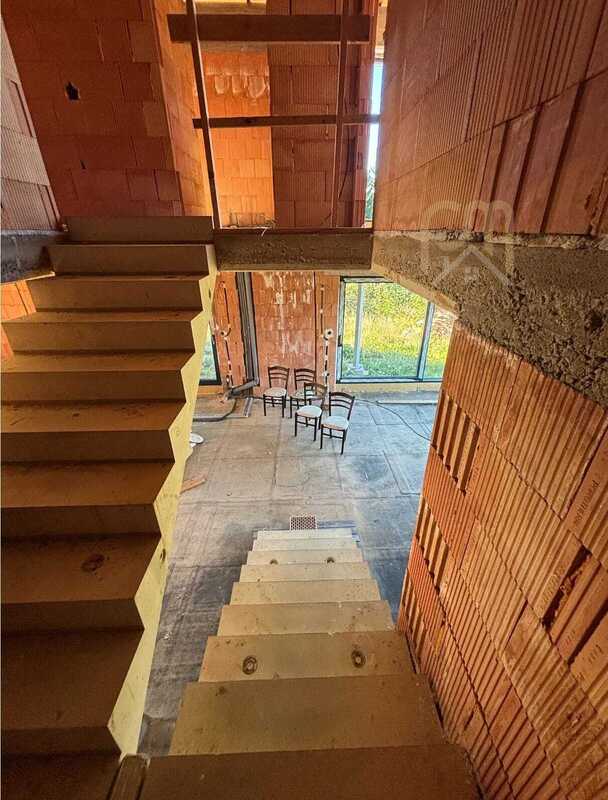 Rodinný dům 222 m², pozemek 917 m², 50m od břehu Lipna, Frymburk