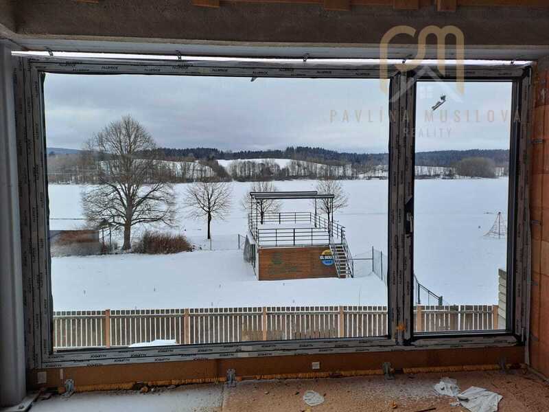 Rodinný dům 222 m², pozemek 917 m², 50m od břehu Lipna, Frymburk