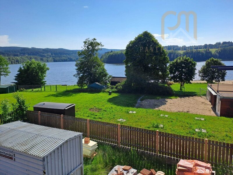 Rodinný dům 222 m², pozemek 917 m², 50m od břehu Lipna, Frymburk