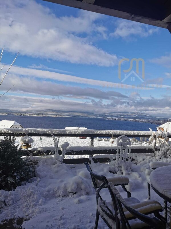 Turistický pronájem apartmánu s terasou a výhledem na Lipno