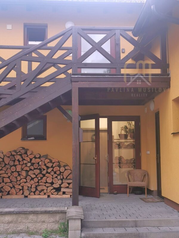 Turistický pronájem apartmánu s terasou a výhledem na Lipno